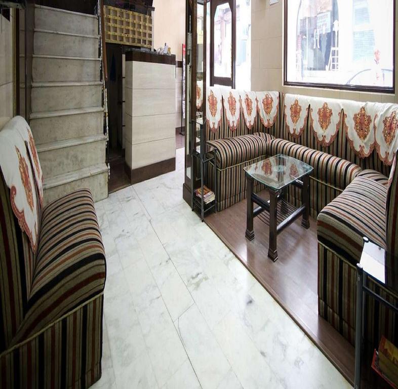 Hotel Woodland Deluxe New Delhi Buitenkant foto
