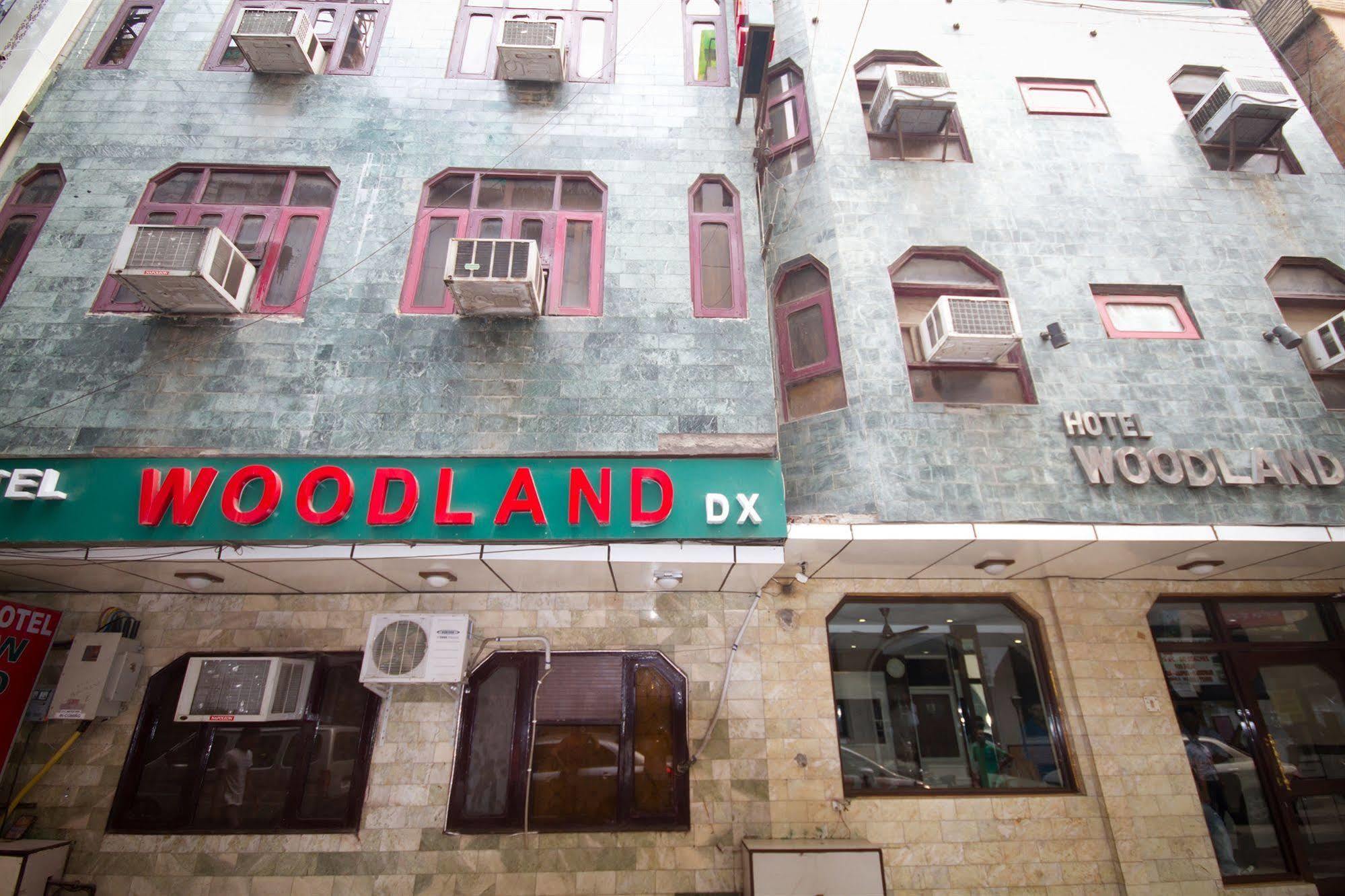 Hotel Woodland Deluxe New Delhi Buitenkant foto